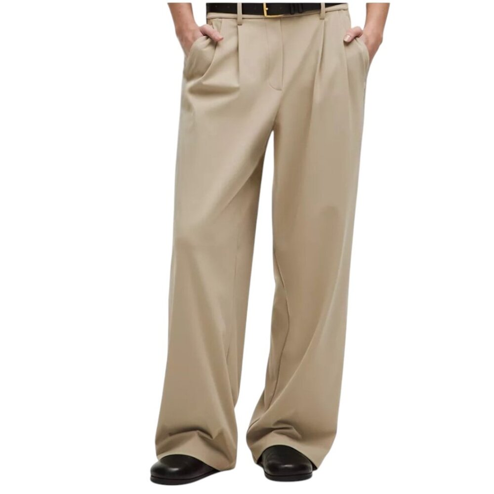 NWT lululemon, Daydrift Highrise Trousers, Sheer Oak, Size Large